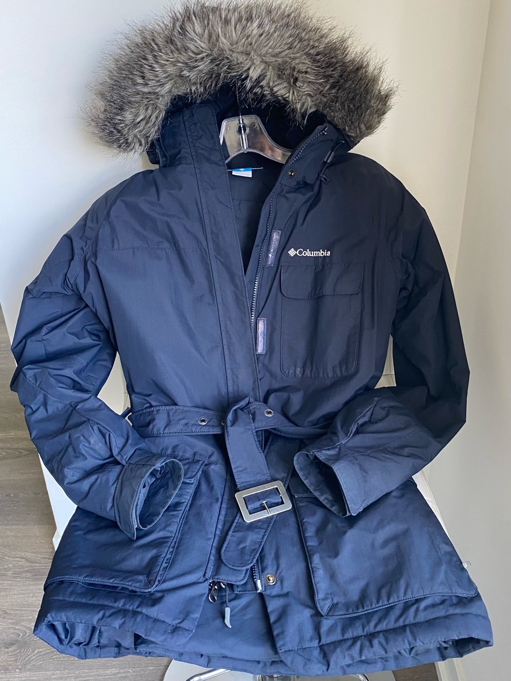 Columbia Navy Girls' Hooded Puffer Parka with Faux Fur Trim